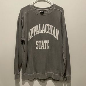 Grey app state pullover